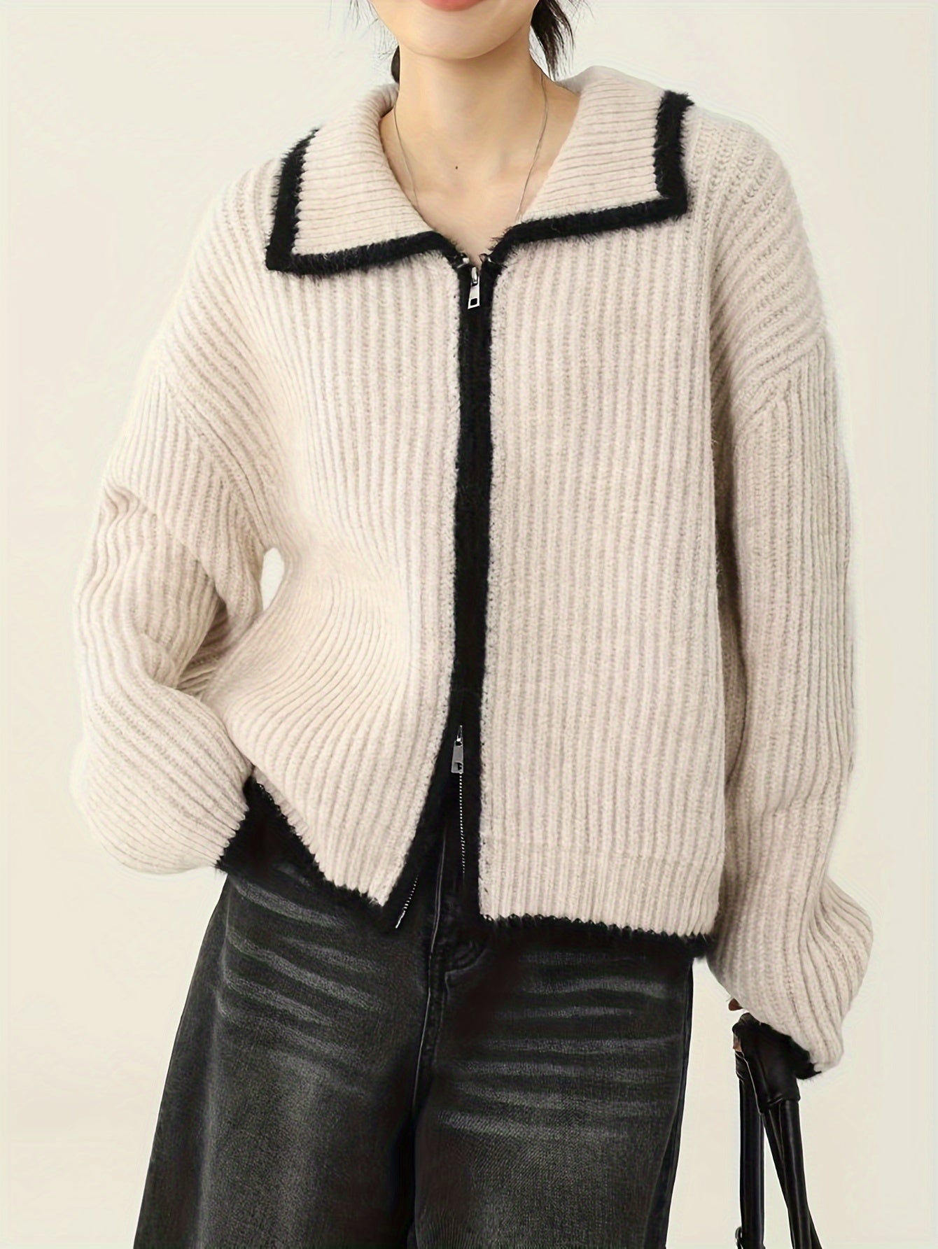 Women's Korean Style Casual Collar Contrast Color Knit Cardigan