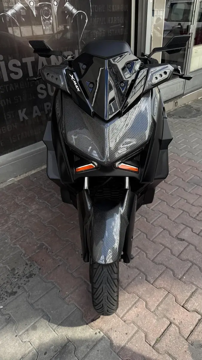 XMAX Forget Desen Kapak Seti 5'li — Ön Far Üstü + Ön Çamurluk + Far Altı Winglet + Sağ Sol Basamak + Sağ Sol Sinyal (2024-2026 Sabit Cam) - ek görsel