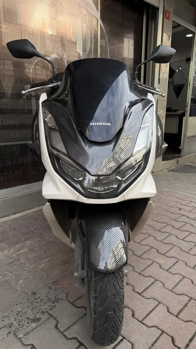 Pcx ön çamurluk Üzeri Karbon desen geçme kapak 2021-2026 - ek görsel