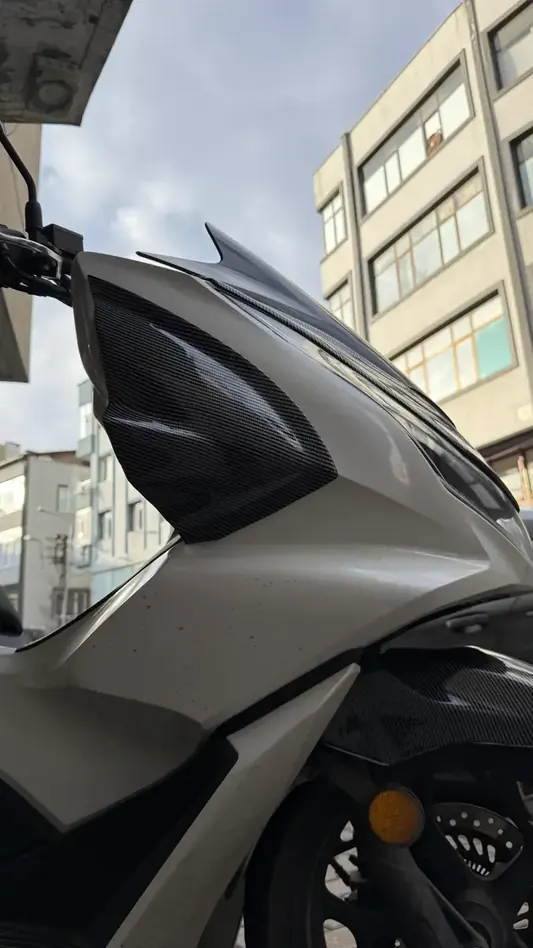 Honda pcx sag sol bacak koruma seti karbon kapak  2021-2024