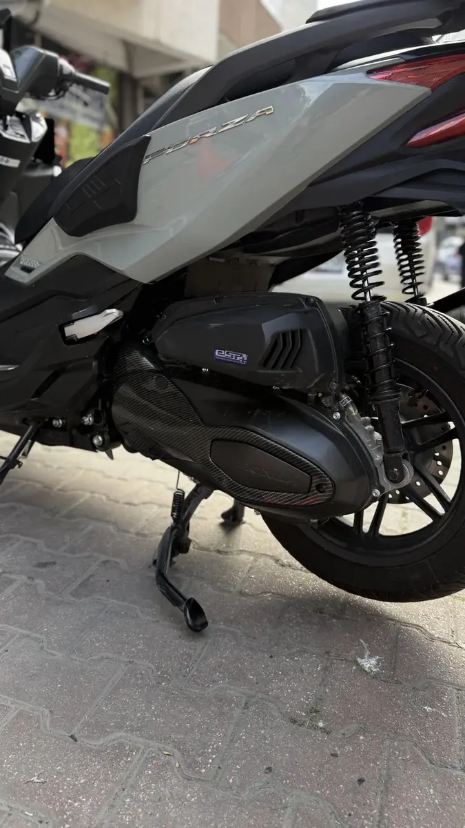 Honda Adv 350 karbon varyatör kapak 2023-2026 - ek görsel