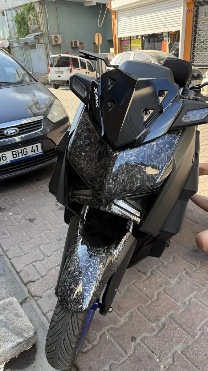 XMAX Forget Desen Kapak Seti 3'li — Ön Far Üstü + Ön Çamurluk + Far Altı Winglet (2024-2026 Sabit Cam) - ek görsel