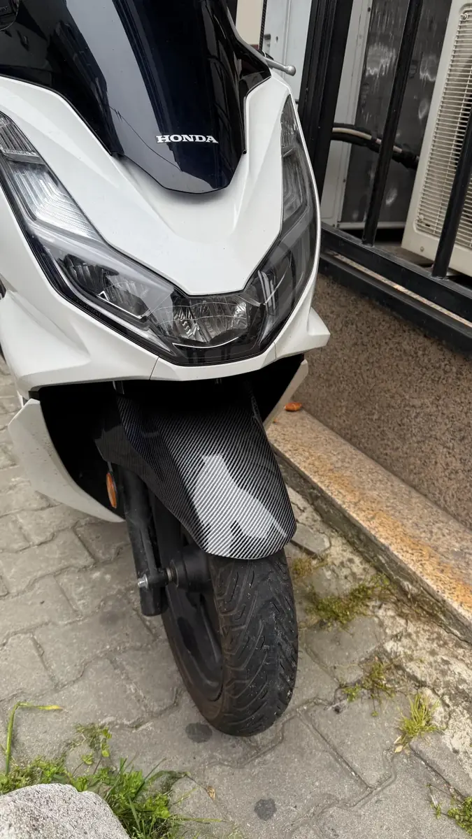 Pcx ön çamurluk Üzeri Karbon desen geçme kapak 2021-2026 - ek görsel
