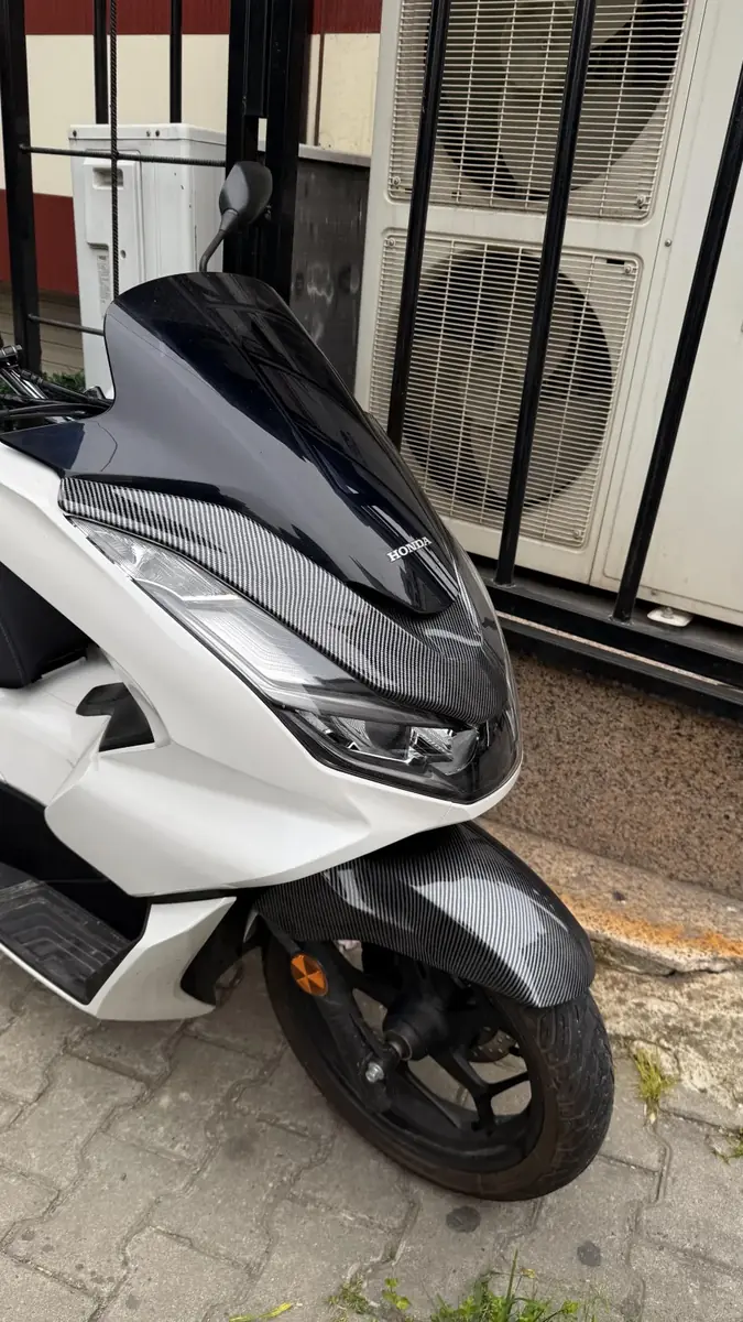 PCX Karbon Desen Kapak Seti 2'li — Ön Far Üstü + Ön Çamurluk (2021-2024) - ek görsel