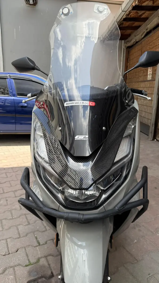 Pcx ön far üstü karbon desen kapak 2021-2024 - ek görsel