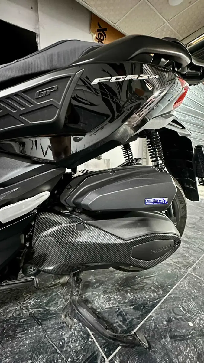 Honda Adv 350 karbon varyatör kapak 2023-2026 - ek görsel